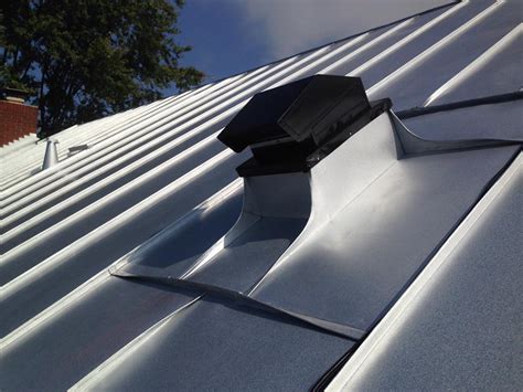 metal roof without ridge vent